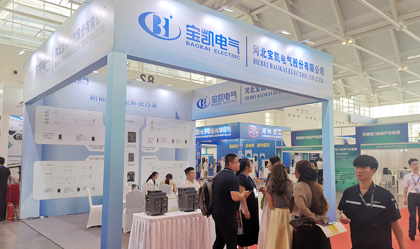 暴擊行業天花板！寶凱電氣硬核手藝表態天津潔凈動力展，引央視記者及動力財產巨子現場“挖寶”